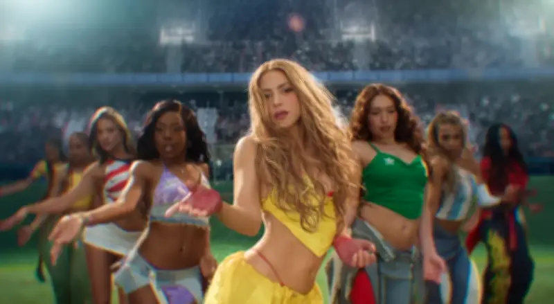 Shakira y Burna Boy rompen récord con 'Dai Dai' en YouTube