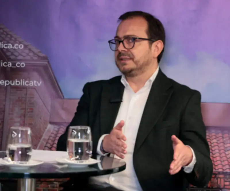 Superservicios investiga a 598 empresas de energía y gas por incumplimientos