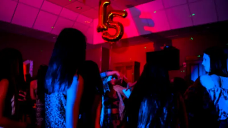 Tragedia en fiesta de 15 años en México: tres muertos y 14 hospitalizados por intoxicación