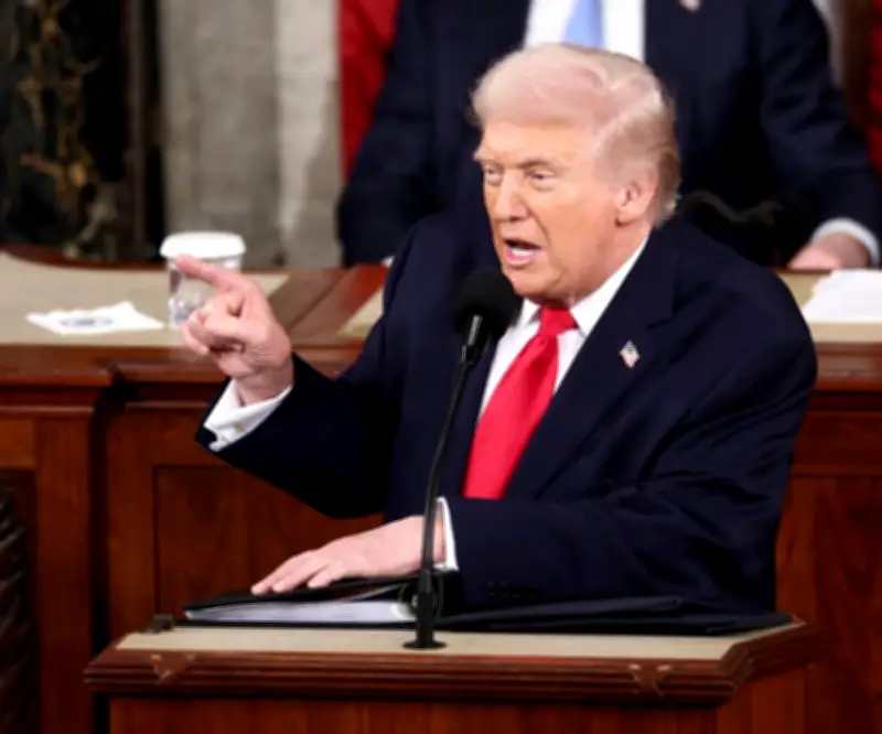 Trump ordena despidos masivos en inteligencia de EE.UU.