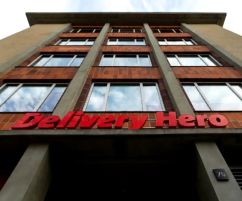 Uber evalúa vender activos de Delivery Hero para allanar su adquisición total
