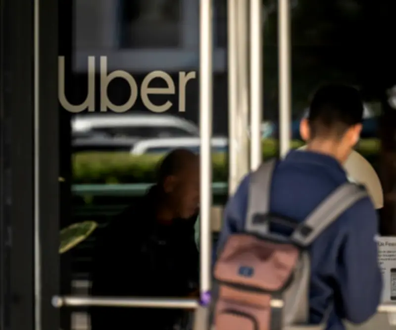 Uber limita gasto en herramientas de IA a 1.500 dólares por empleado
