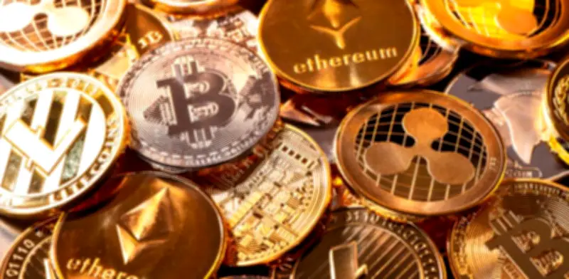 Vacío legal de criptomonedas, primer reto económico del próximo presidente