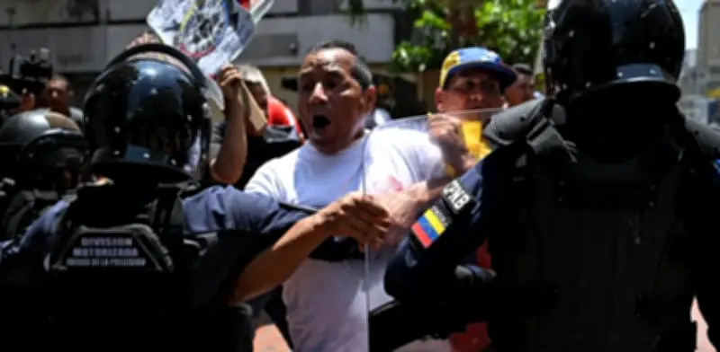Venezuela: 97 agresiones a periodistas en cinco meses, según gremio