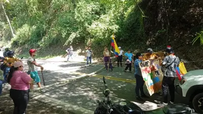 Bloqueo en Rionegro, Santander, por crisis de agua potable