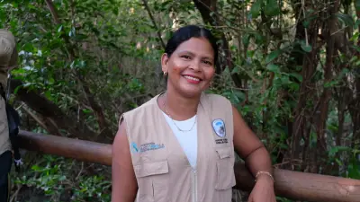 Mujeres de Tasajera protegen manglares y aves en proyecto de conservación