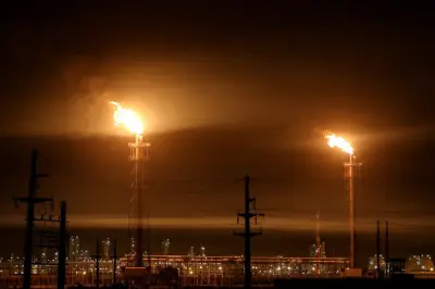 Petróleo cae 4% por acuerdo entre EE.UU. e Irán