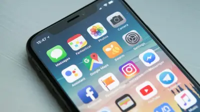 Redes sociales aumentan depresión y ansiedad en niños y adolescentes: experto