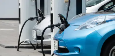 Vehículos eléctricos crecen 252% en mayo y alcanzan 17,8% de registros nuevos en Colombia
