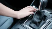 6 errores fatales que pueden dañar la transmisión automática de su carro