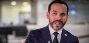 Abelardo de la Espriella defiende su doble nacionalidad ante críticas