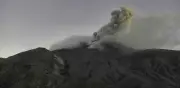 Aerocivil mantiene cerrado aeropuerto de Popayán por ceniza del volcán Puracé