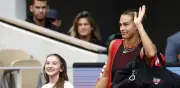 Aryna Sabalenka explota y dice que quiere dejar el tenis tras caer en Roland Garros