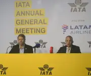 Aumento de combustible para aviones podría quebrar más aerolíneas