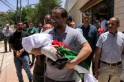 Bebé palestino de siete meses muere por disparo israelí en Cisjordania