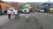 Bloqueos en Buenaventura amenazan suministro de autopartes en Colombia