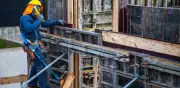 Construcción en Colombia: caen edificaciones, suben costos y se duplican licencias