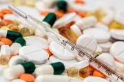 Deuda del sistema de salud con farmacéuticas llega a COP 4,42 billones