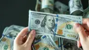 Dólar cierra a la baja en Colombia: precio oficial del 4 de junio