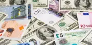 Dólar, euro, oro y bitcoin: cómo se moverán antes de segunda vuelta