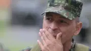 General Erick Rodríguez enviado a vacaciones por presunta participación en política