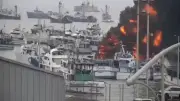 Incendio masivo en puerto de Manta deja 14 barcos quemados y 20 lanchas afectadas