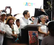 Iván Cepeda reta a Abelardo de la Espriella a debate presidencial
