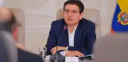 Jefe de despacho descarta renuncia de Petro tras anuncio de campaña