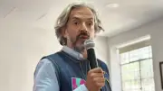 Juan Daniel Oviedo cuestiona a candidatos y pide más debates