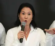 Keiko Fujimori lidera con leve ventaja sobre Sánchez en Perú