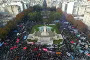 Marcha Ni Una Menos en Buenos Aires exige justicia por feminicidios