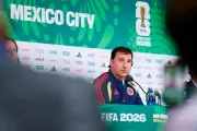 Néstor Lorenzo revive la víspera de un debut mundialista 36 años después