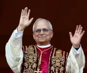 Papa León oficia misa multitudinaria en Madrid y defiende a los pobres