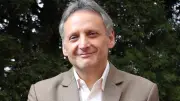 Papa León XIV versus Palantir: humanismo vs tecnocracia en la era de la IA