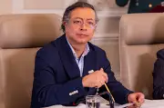 Petro denuncia amenaza de encarcelamiento por salvamento de voto en Comisión de Acusaciones