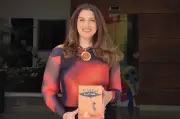Poeta colombiana Martha Amor Olaya, finalista en España