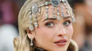 Sabrina Carpenter solicita orden de alejamiento contra presunto acosador