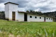 SAE recupera 32 inmuebles en Antioquia vinculados al narcotráfico y paramilitarismo