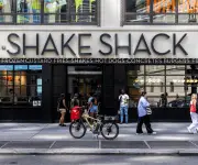 Shake Shack sufre robo de camión con costillas en plena crisis