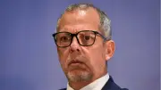 Suspenden a Alfredo Saade por presunta participación política