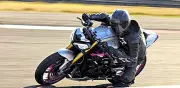 Triumph lanza dos modelos premium en Colombia: Street Triple RX y Tiger 800 Sport