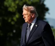 Trump afirma conversaciones positivas con Putin y Zelenski en cumbre G7